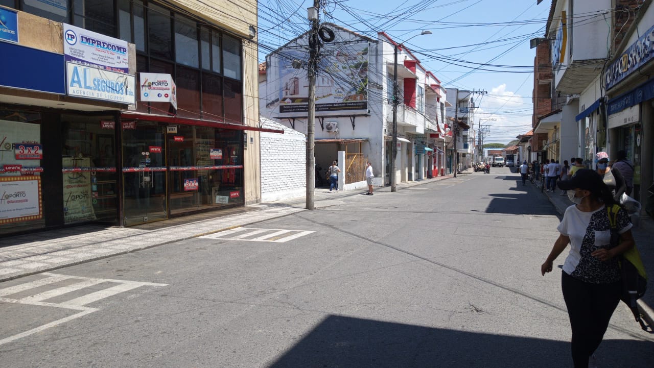 Prohíben estacionamiento de vehículos en el centro de Cartago